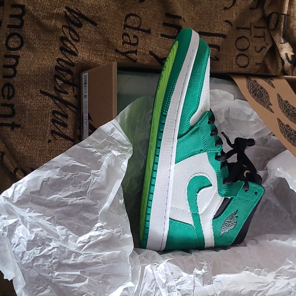 Air Jordan 1 zoom air cmft size 11 DEADSTOCK